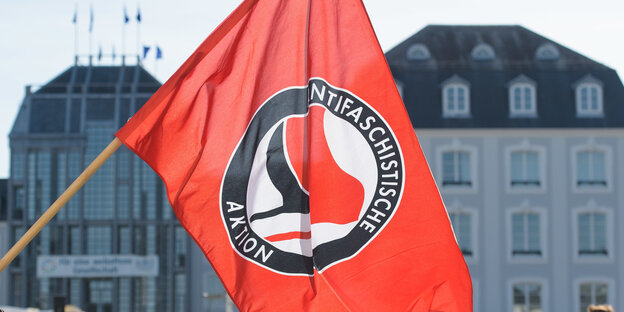 Antifa-Flagge Antifa-Flagge