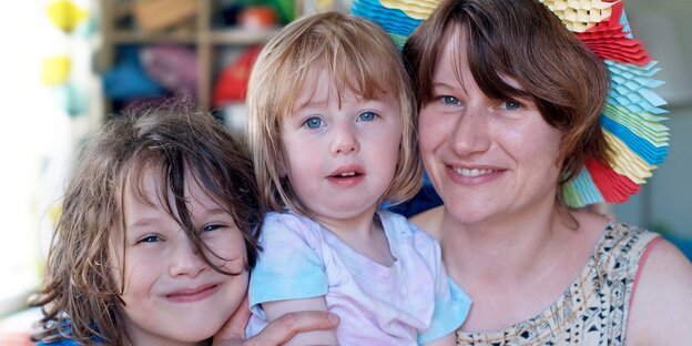 Even Eleanor Thom and two Children Even Eleanor Thom and two Children
