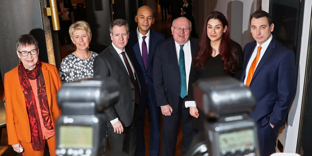 7 Labour-Abgeordne 7 Labour-Abgeordne