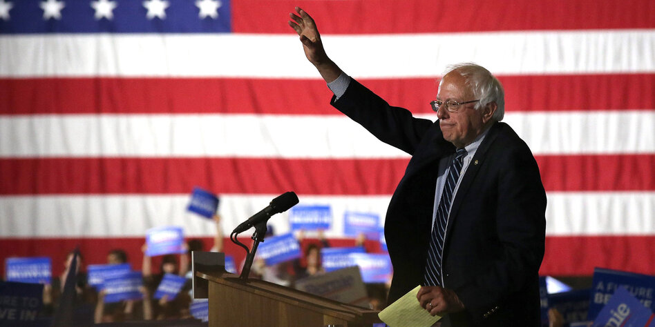 19022204 sanders dpa