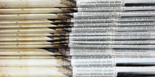 Ein Stapel Altpapier, aka Zeitungen Ein Stapel Altpapier, aka Zeitungen