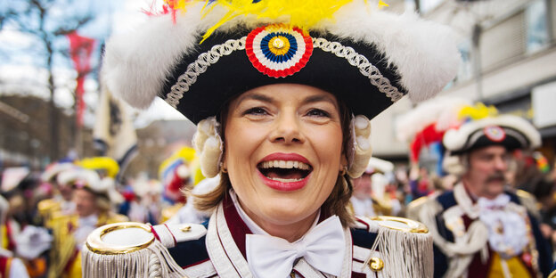 Julia Klöckner mit Karnevalskostüm Julia Klöckner mit Karnevalskostüm