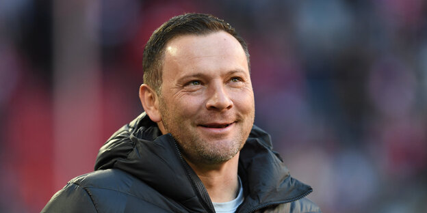 Ein Mann, Pal Dardai, lächelt Ein Mann, Pal Dardai, lächelt