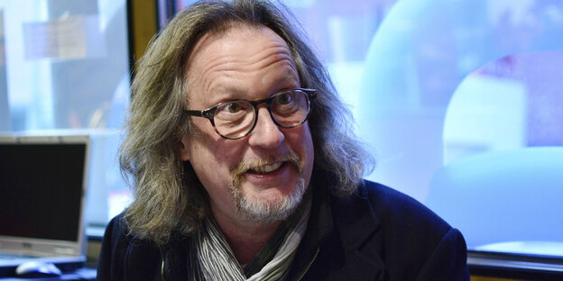 Harald Martenstein lacht Harald Martenstein lacht