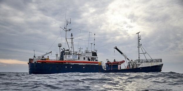 Ein Schiff Ein Schiff