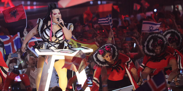 Netta Barzilai tritt im ersten Halbfinale des ESC 2019 auf Netta Barzilai tritt im ersten Halbfinale des ESC 2019 auf