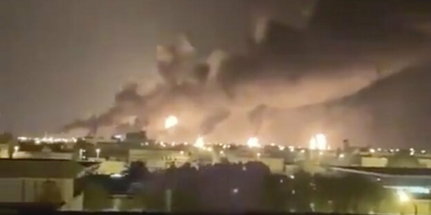 Drohnen-Angriff am 14. September iin Saudi-Arabiens größter Raffinerie. Die USA vermuten den Iran hinter diesem Anschlag.