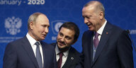 Wladimir Putin und Recep Tayyip Erdogan sprechen miteinander