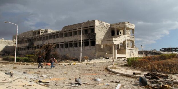 Kämpfer der Al-Nusra-Front in Schisr al-Schughour Kämpfer der Al-Nusra-Front in Schisr al-Schughour