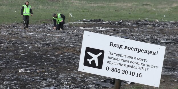 Ermittler an Absturzstelle von MH17