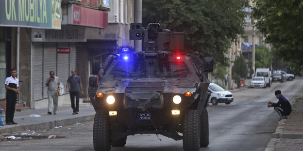 Panzerwagen in Diyarbakir Panzerwagen in Diyarbakir