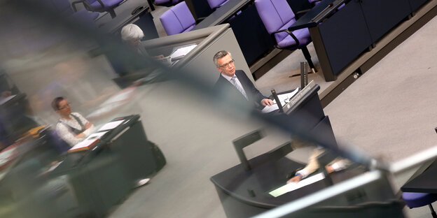 Thomas de Maizière im Bundestag Thomas de Maizière im Bundestag