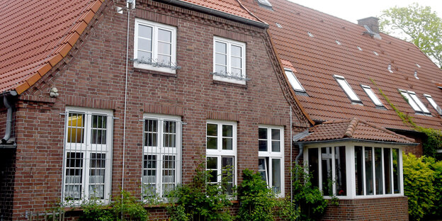 Das Friesenhof-Jugendheim von außen Das Friesenhof-Jugendheim von außen