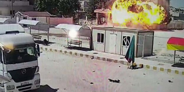 Explosion einer Autobombe in Kobane Explosion einer Autobombe in Kobane