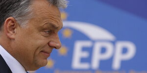 Victor Orban lächelt gequält