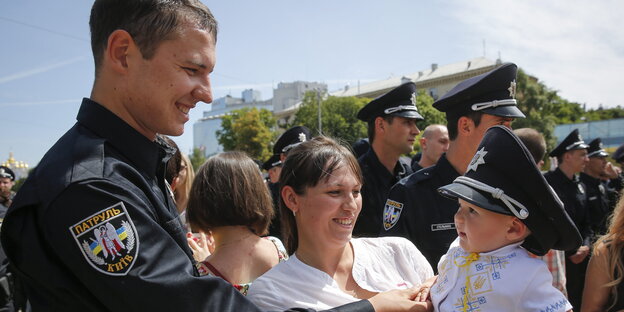 Ukrainischer Polizist Ukrainischer Polizist