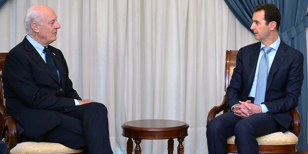 Baschar al-Assad und Staffan de Mistura. Baschar al-Assad und Staffan de Mistura.