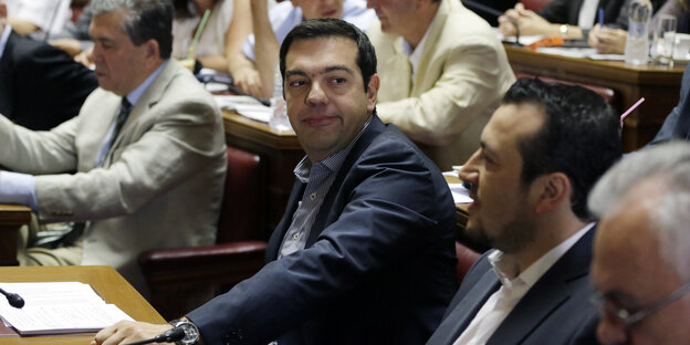 Alexis Tsipras im griechischen Parlament Alexis Tsipras im griechischen Parlament