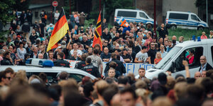 Rechtsextreme Demonstranten in Freital