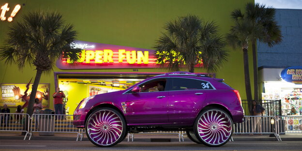 Sport Utility Vehicle in Myrtle Beach, South Carolina Sport Utility Vehicle in Myrtle Beach, South Carolina