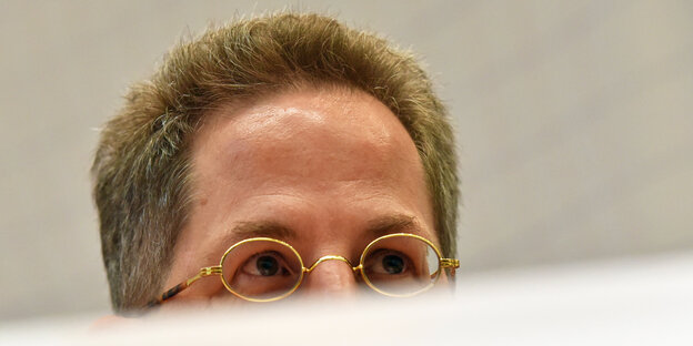 Angeschnittenes Porträt von Hans-Georg Maaßen Angeschnittenes Porträt von Hans-Georg Maaßen