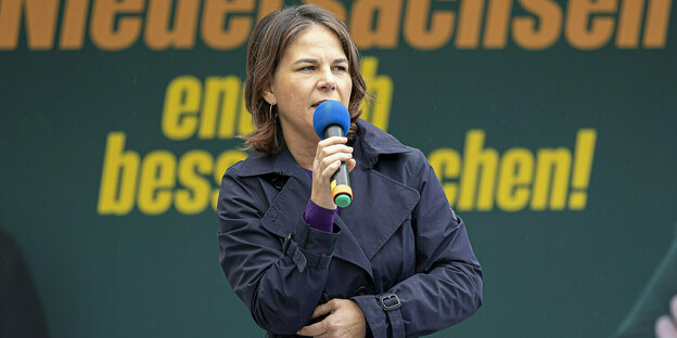 Annalena Baerbock im Wahlkampf in niedersachsen