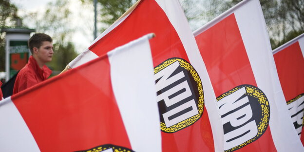 NPD-Fahnen NPD-Fahnen