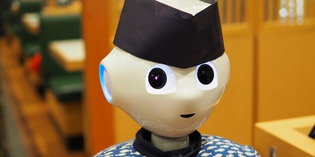 Portrait eines Restaurantroboters in Japan
