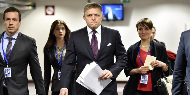 Der slowakische Premier Robert Fico Der slowakische Premier Robert Fico