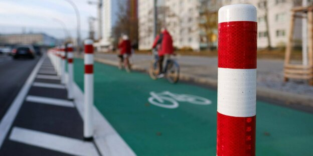 Bike lanes with bollards