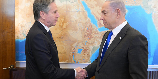 Benjamin Netanyahu, Prime Minister of Israel, receives Antony Blinken, Secretary of State of the United States.