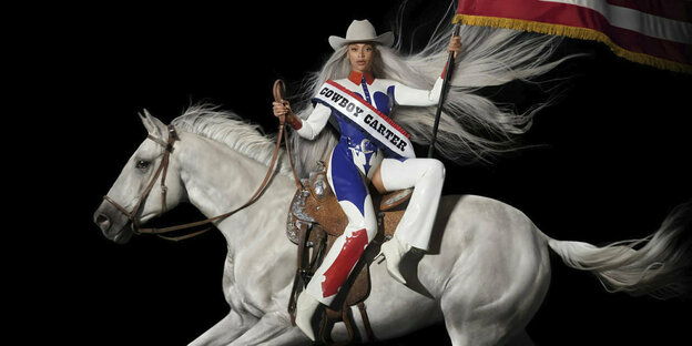 Beyoncé auf einem weißen Pferd