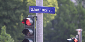 rote Ampel an der Schandauer Straße