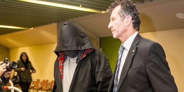 Zwei Männer vor Gericht Zwei Männer vor Gericht