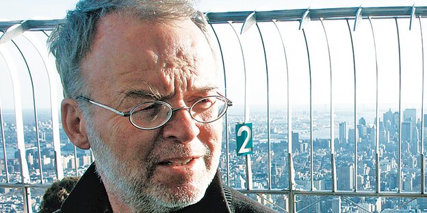 Helmut Dubiel Helmut Dubiel