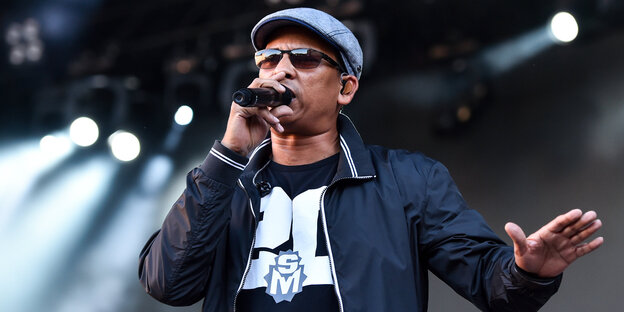 Xavier Naidoo bei einem Konzert der „Söhne Mannheims“. Xavier Naidoo bei einem Konzert der „Söhne Mannheims“.
