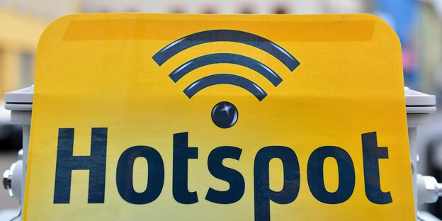 Schild mit der Aufschrift „Hotspot“ Schild mit der Aufschrift „Hotspot“