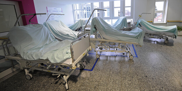 Leeres Krankenzimmer einer Klinik in Rosenheim. Leeres Krankenzimmer einer Klinik in Rosenheim.