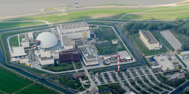 Das AKW Brokdorf von oben Das AKW Brokdorf von oben