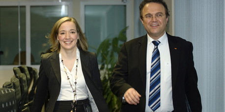 taz: Zwei Minister ein Plan-aber bringt es was? Bild:dpa taz: Zwei Minister ein Plan-aber bringt es was? Bild:dpa