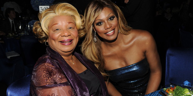 24.08.laverne ap