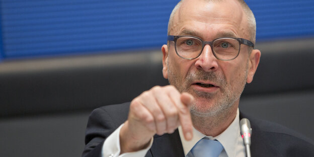 Volker Beck gestikuliert Volker Beck gestikuliert