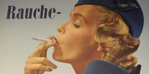 Eine alte Werbung für Zigaretten mit dem Schriftzug "Rache - staune - gute Laune" Eine alte Werbung für Zigaretten mit dem Schriftzug "Rache - staune - gute Laune"