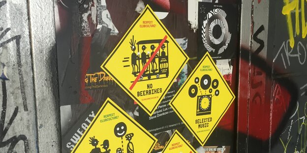 Sticker der Club Comission mit politischer Botschaft Sticker der Club Comission mit politischer Botschaft