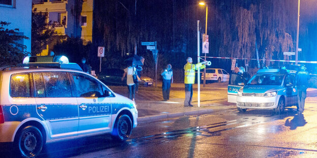 Polizeiwagen am Tatort Polizeiwagen am Tatort