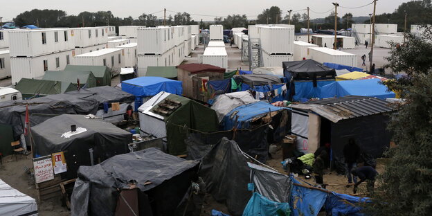 Der „Dschungel“ von Calais Der „Dschungel“ von Calais