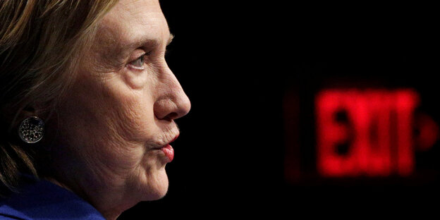 Das Profil einer Frau: Es ist Hillary Clinton Das Profil einer Frau: Es ist Hillary Clinton