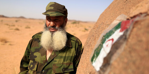 Kämpfer der Polisario in der Nähe von Tifariti (Westsahara) Kämpfer der Polisario in der Nähe von Tifariti (Westsahara)