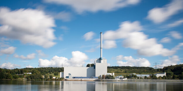 Das Atomkraftwerk Krümmel Das Atomkraftwerk Krümmel
