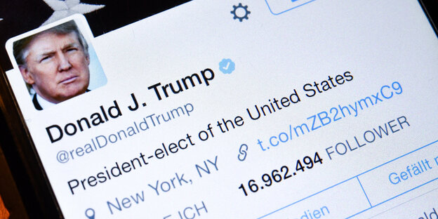 Trumps Twitterprofil: President-elect of the United States. Folge ich- 41. Follower: 16.962.494 Trumps Twitterprofil: President-elect of the United States. Folge ich- 41. Follower: 16.962.494